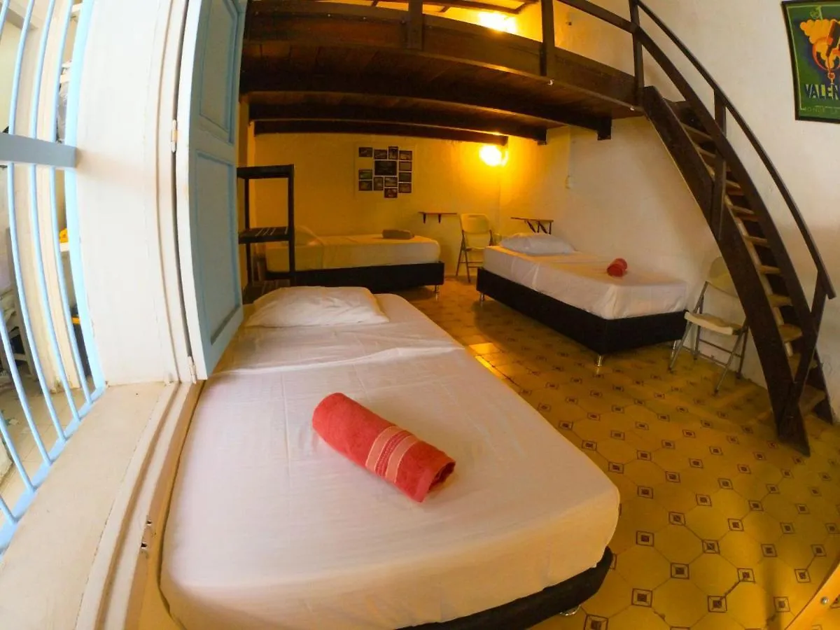 Hostal Espanolete Santa Marta  Hostel